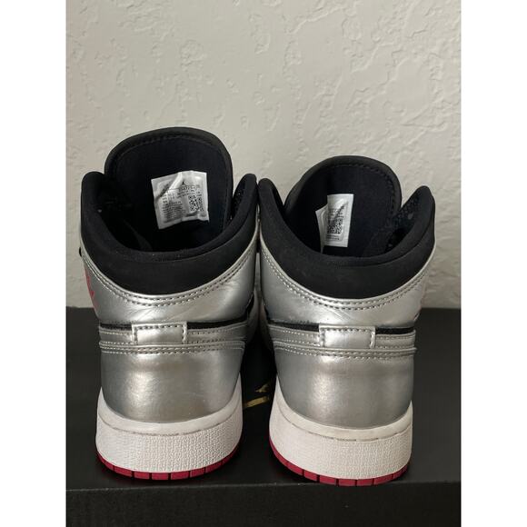 Nike Air Jordan 1 Mid Johnny Kilroy Black Red Silver Youth 4.5 - Picture 8 of 12